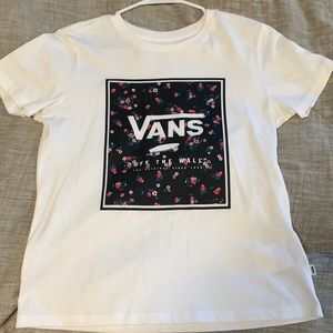 NEVER WORN vans tshirt